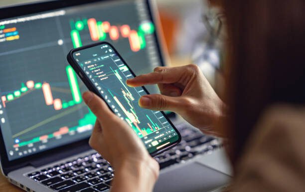 Online Trading Platform for Stock Market Users